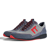 Laufschuh Runnertune Pace Colors – weißes Mesh und graues Velour, schwarze Sohle – Paaransicht schräg von vorn