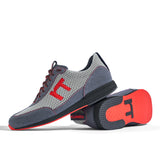 Laufschuh Runnertune Pace Colors – weißes Mesh und graues Velour, schwarze Sohle – Paaransicht mit Laufsohle