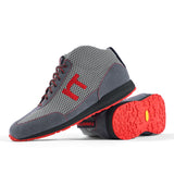 High-Top Laufschuh Runnertune X-Pace Colors – hellgraues Mesh und graues Velour, schwarze Sohle – Paaransicht mit Laufsohle