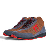 High-Top Laufschuh Runnertune X-Pace Colors – orangebraunes Mesh und graues Velour, schwarze Sohle – Paaransicht schräg von vorn