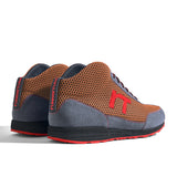High-Top Laufschuh Runnertune X-Pace Colors – orangebraunes Mesh und graues Velour, schwarze Sohle – Paaransicht schräg von hinten