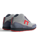 High-Top Laufschuh Runnertune X-Pace Colors – weißes Mesh und graues Velour, schwarze Sohle – Paaransicht schräg von hinten
