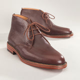 Maßgefertigter klassischer Herren-Boot Vitallo Boot – bordeauxfarbenes Chevreau-Leder, braune Ledersohle – Paaransicht schräg von vorn
