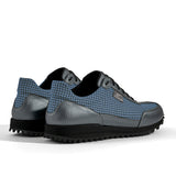 Golfschuh VitalloFlex Pro Hybrid – hellblaues Pepita-Textil und graues Carbon, schwarze Sohle – Paaransicht schräg von hinten