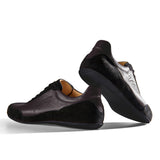 Sneaker VitalloFlex Puro RS – dunkelbraunes Nappaleder und schwarzes Rauleder, schwarze Sohle – Paaransicht mit Laufsohle