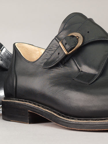 Maßgefertigter klassischer Herren-Monkstrap Vitallo Monk – dunkelblaues Kalbsleder, schwarze Ledersohle – Paaransicht