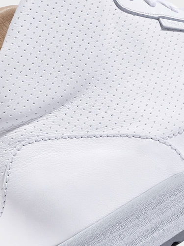 High-Top Sneaker VitalloFlex Puro S-HT – weißes, perforiertes und glattes Anilinleder, hellgraue Sohle – Paaransicht schräg von hinten