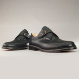 Maßgefertigter klassischer Herren-Monkstrap Vitallo Monk – dunkelblaues Kalbsleder, schwarze Ledersohle – Paaransicht