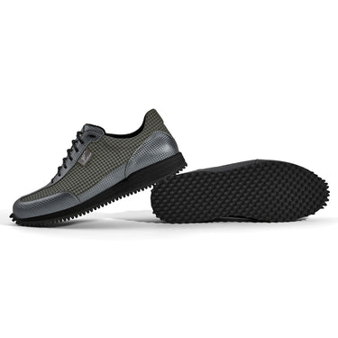 Golfschuh VitalloFlex Pro Hybrid – graues Pepita-Textil und graues Carbon, schwarze Sohle – Paaransicht mit Laufsohle