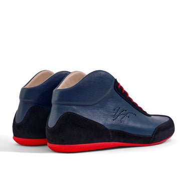 High-Top Sneaker VitalloFlex Puro RSR – blaues Nappaleder und schwarzes Rauleder, rote Sohle – Paaransicht schräg von hinten