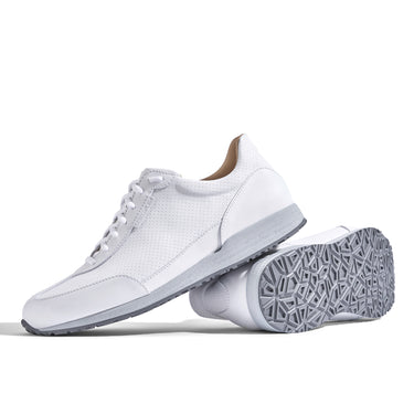 Sneaker VitalloFlex Puro S – weißes, perforiertes und glattes Anilinleder, hellgraue Sohle – Paaransicht mit Laufsohle
